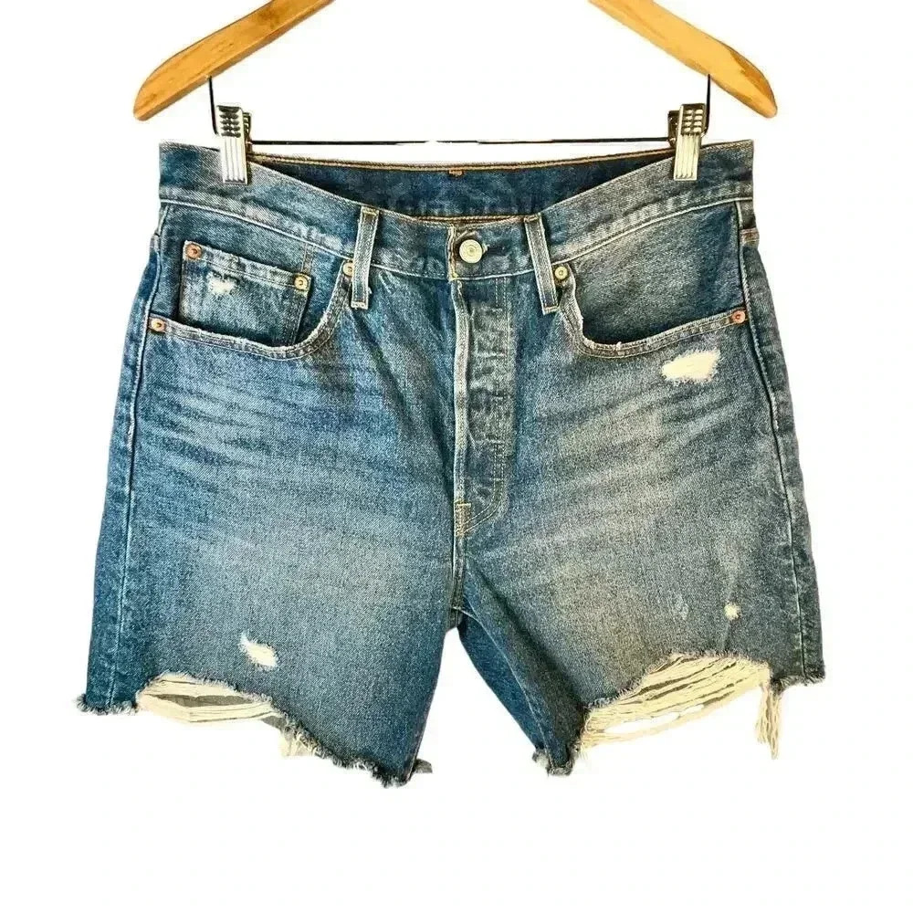 Levi 501 Denim Cut Off‎ Destressed Shorts W31
